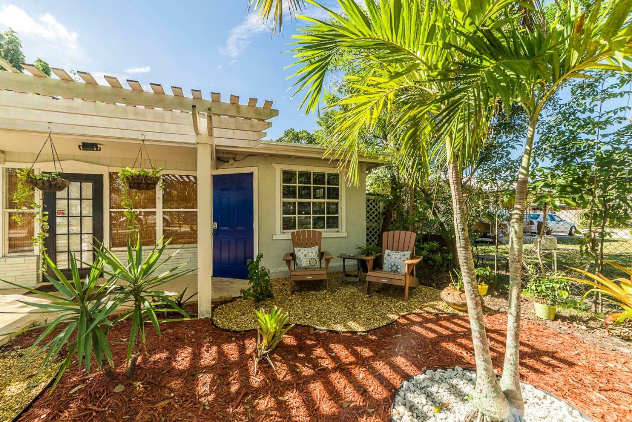 The Blue Door Inn Fort Lauderdale Bagian luar foto